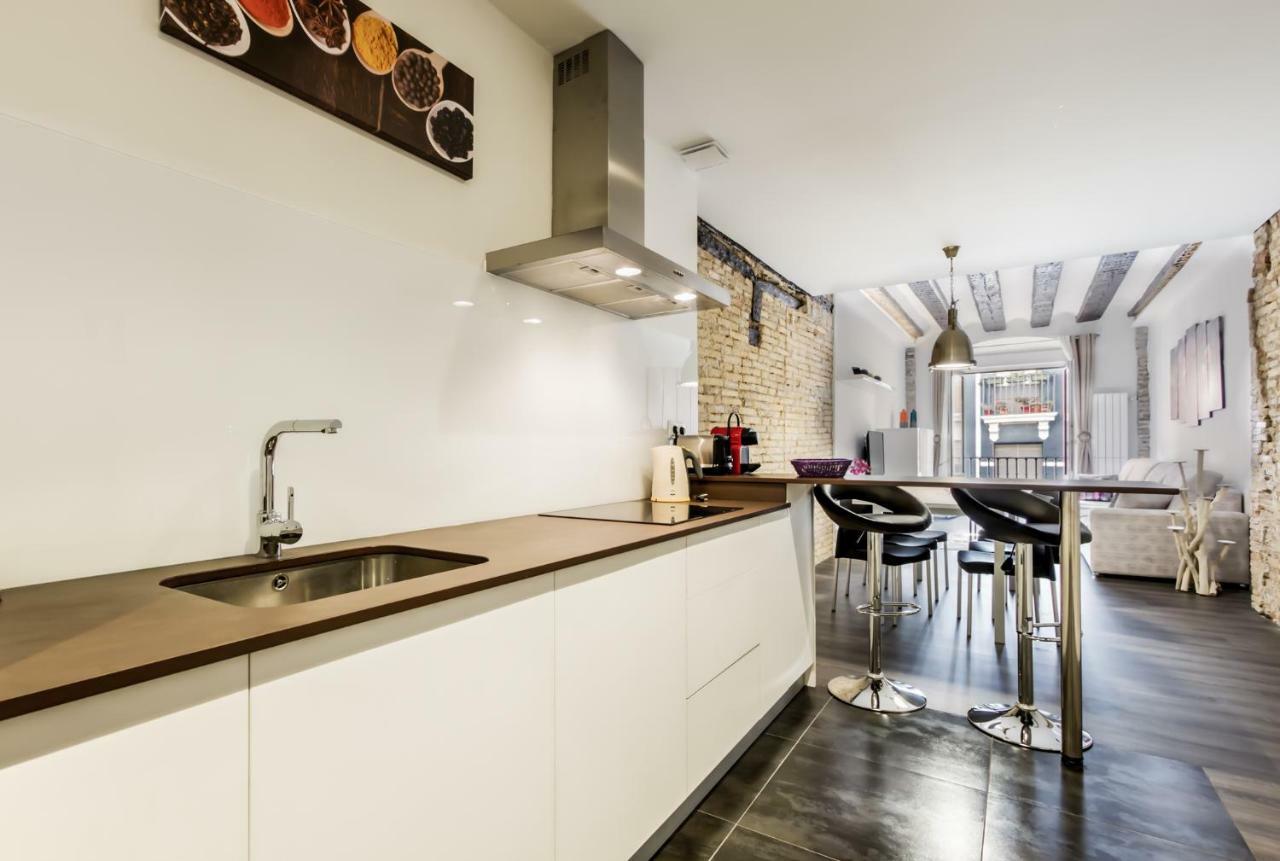 Welcoming Old Town Apartment *